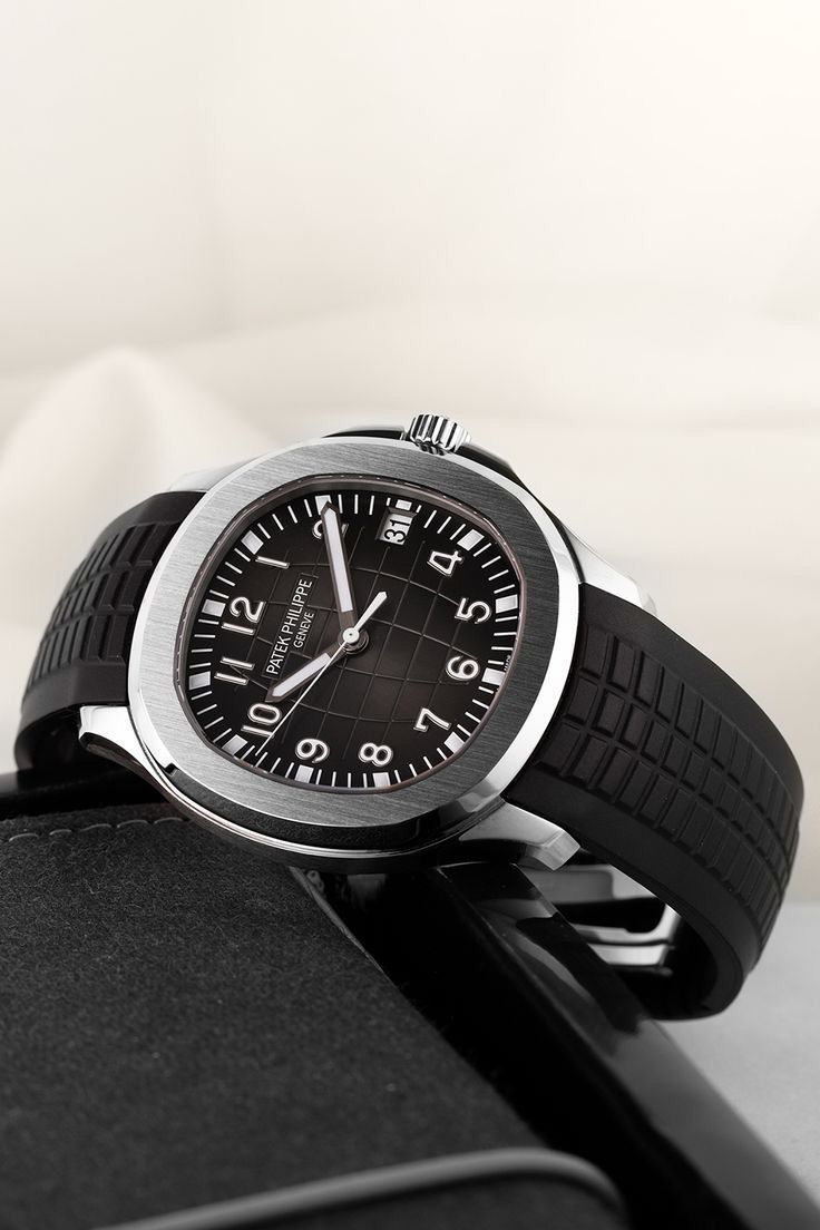 Patek Aquanaut Men’s Watch